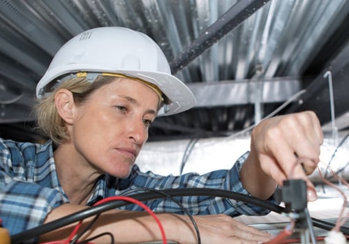 How Much Does an Electrician Charge Per Hour in Texas?